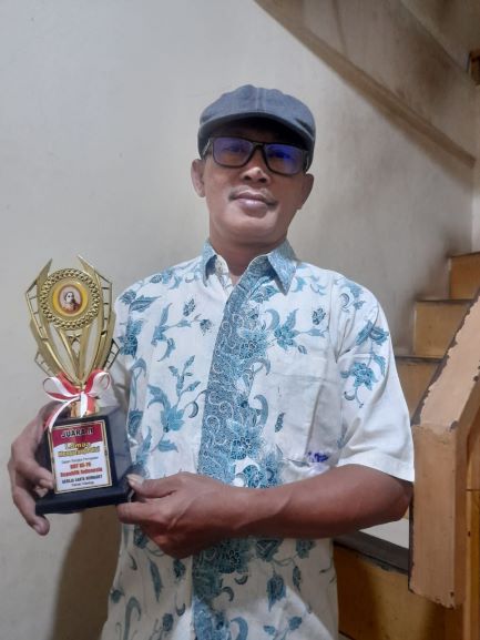 Juara 2 puisi--
